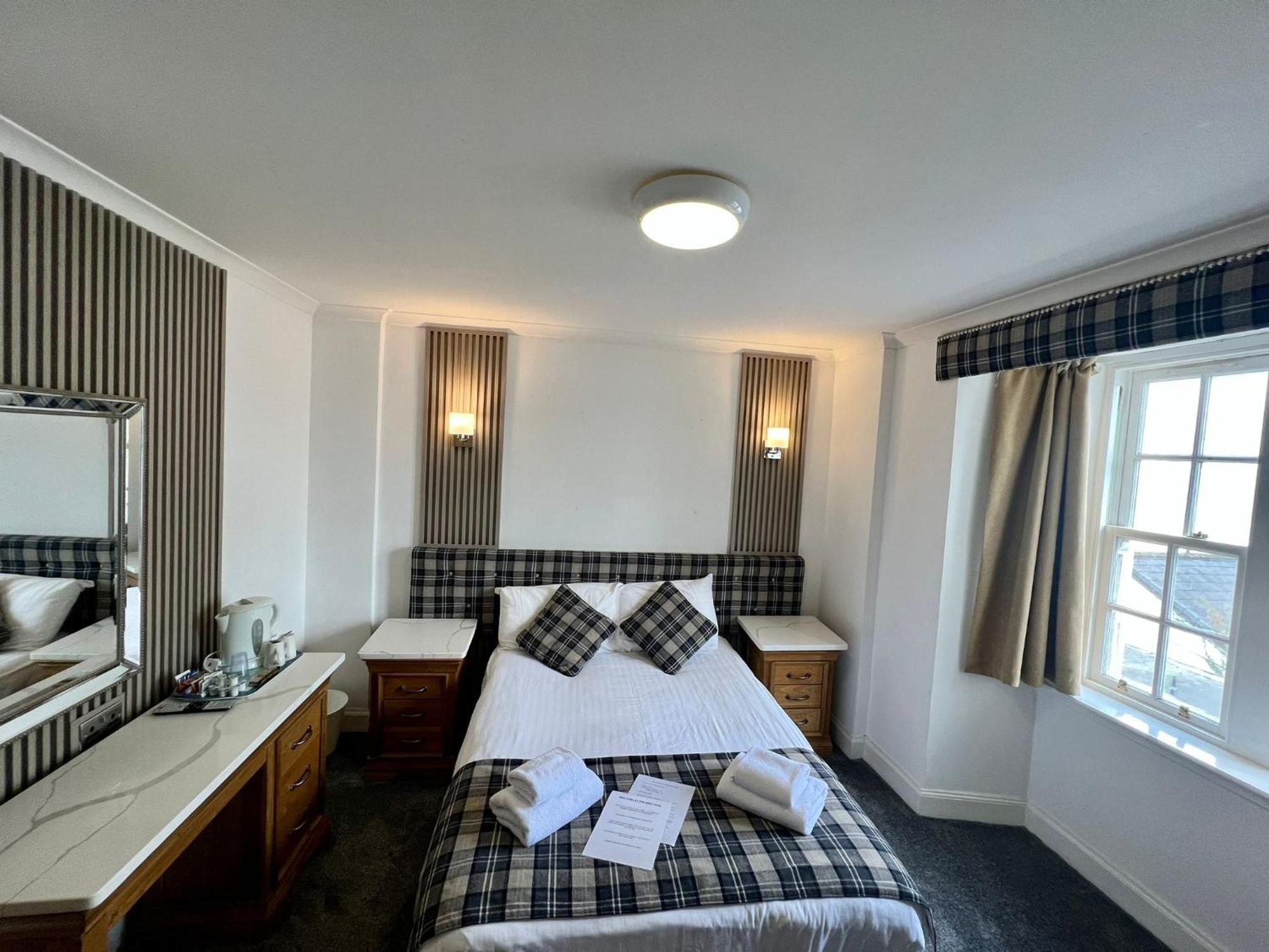 The Grey Gull Hotel Ardrishaig Bagian luar foto
